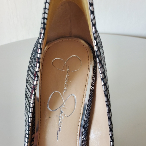 Pumps 4 Inch - Picture 3 of 4